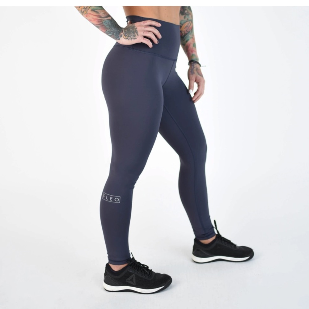 FLEO El Toro 25" Parisian Night - Silky Silk leggings size L